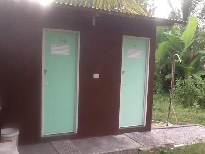 C Point Krui Bed & Breakfast ภายนอก รูปภาพ