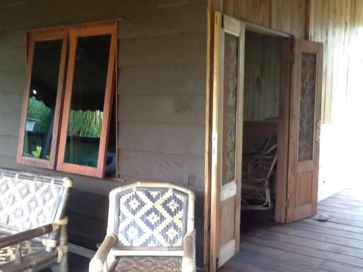 C Point Krui Bed & Breakfast ภายนอก รูปภาพ