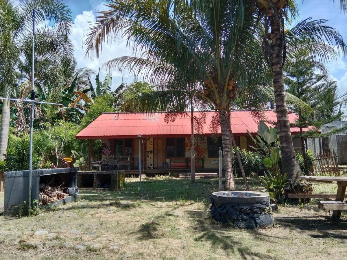 C Point Krui Bed & Breakfast ภายนอก รูปภาพ