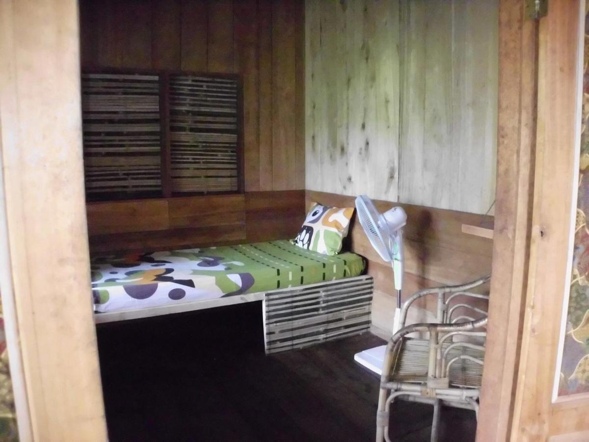C Point Krui Bed & Breakfast ภายนอก รูปภาพ
